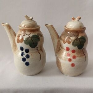 Pair of Two Studio Art Pottery Oil Pouring Jars with Lids and Matching Patterns